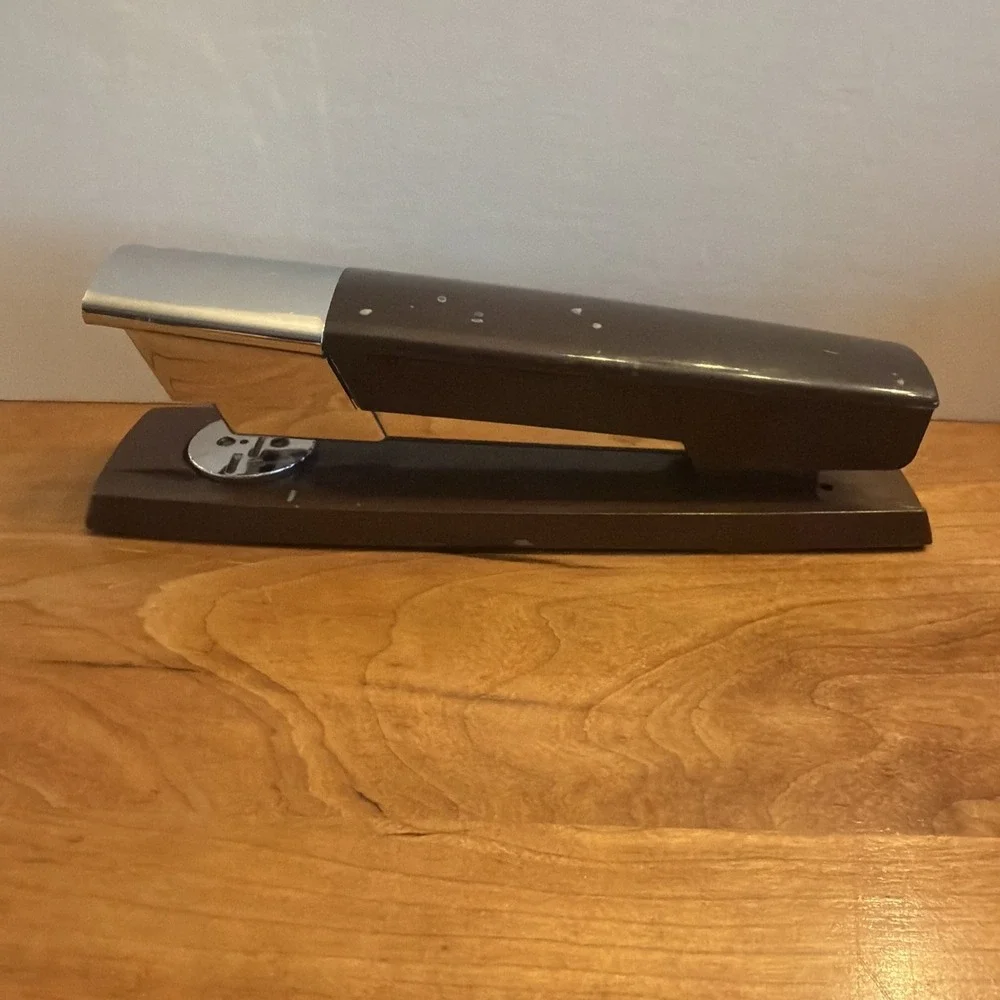 Vintage MCM Swingline Stapler Mid Century 333 Brown‎ Chrome USA